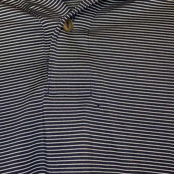 Vineyard Vine’s Performance Long Sleeve Polo Shirt Size Medium Navy Stripe - Picture 6 of 7
